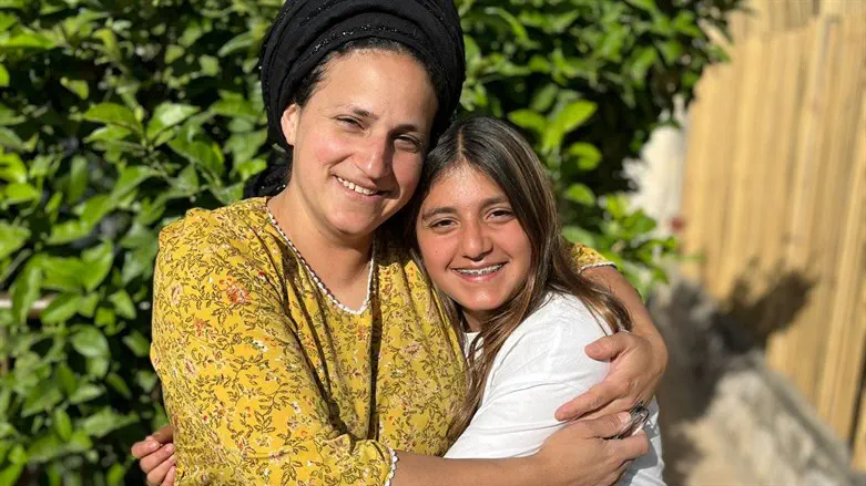 אילה בן גביר ובתה הלל