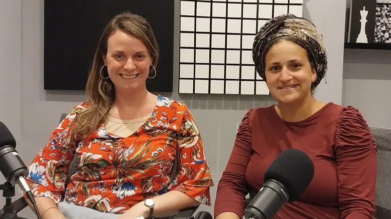 אילה בן גביר מימין