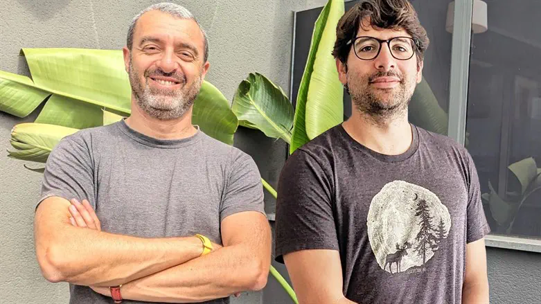 גבריאל מנשה וישי יפה 