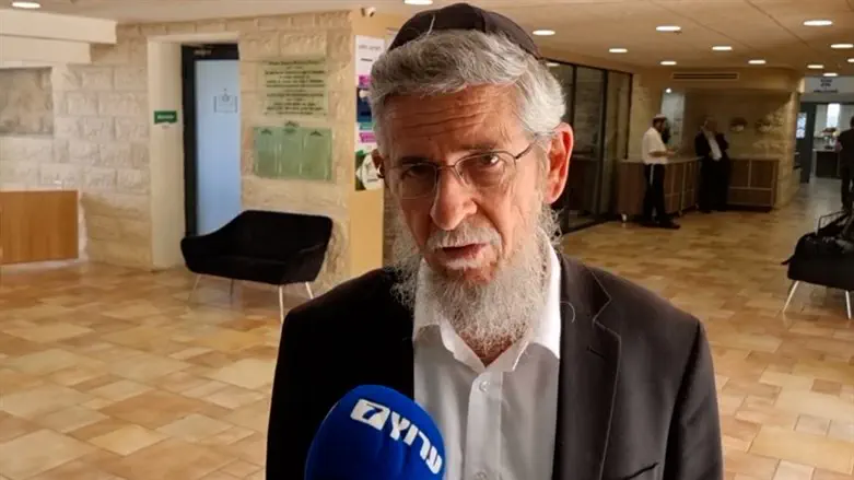 Rabbi Yitzhak Sheilat
