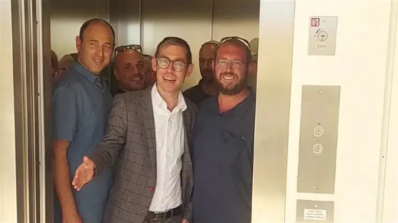 חנוכת המעלית