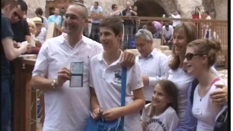 New Israelis with New IDs