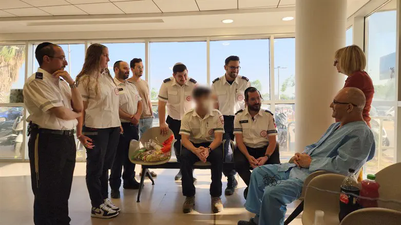 פליקס ענני נפגש עם צוות מד"א