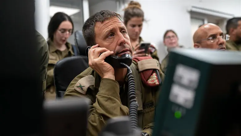 אבי בלוט