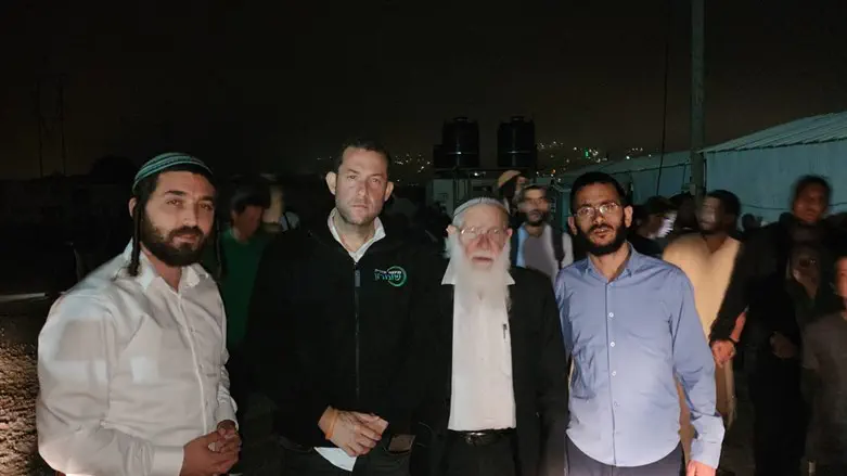 העלייה הלילית לאביתר