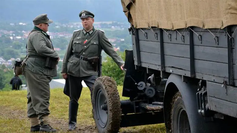 חיילים נאציים (שיחזור)