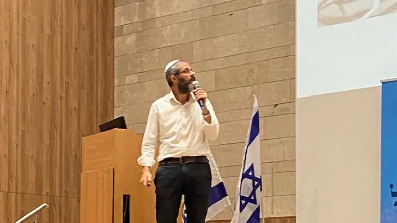 הרב צביקה דנטלסקי