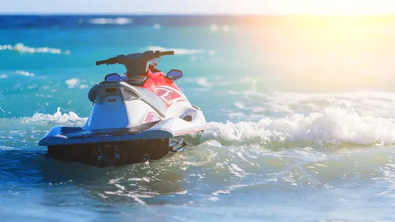 Jet ski (illustrative)