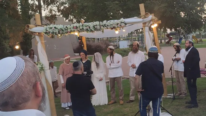 חתונת אברהם יאיר ירד