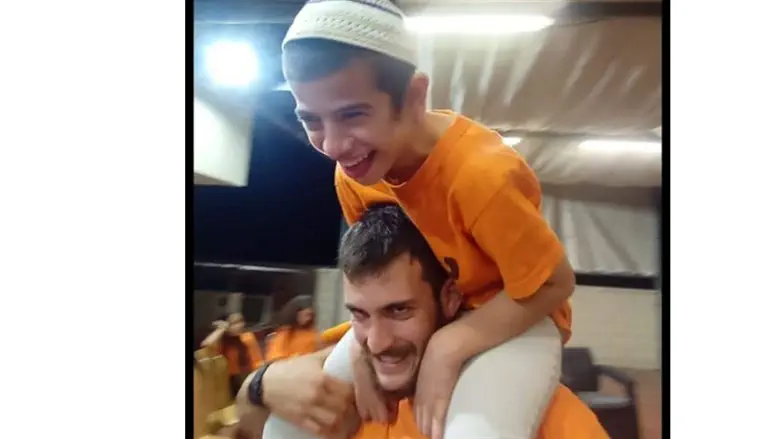 David Yehuda Yizhak and Yehonadav