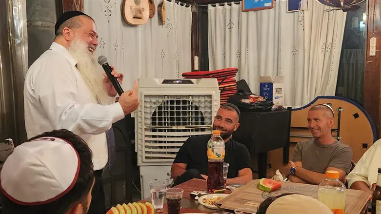 הרב יגאל כהן בשיעור