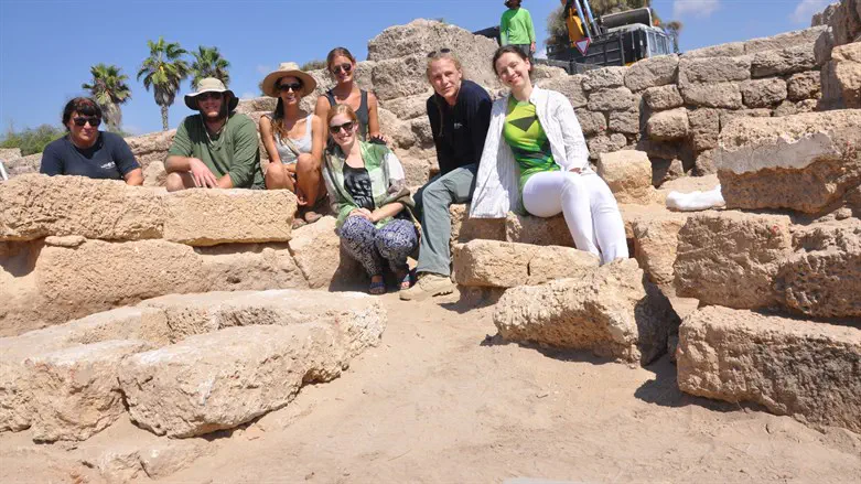 Beverly Goodman Tchernov (second from right) and her team of researchers