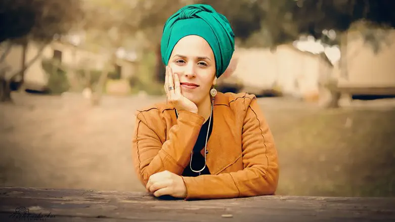 טל שמידט