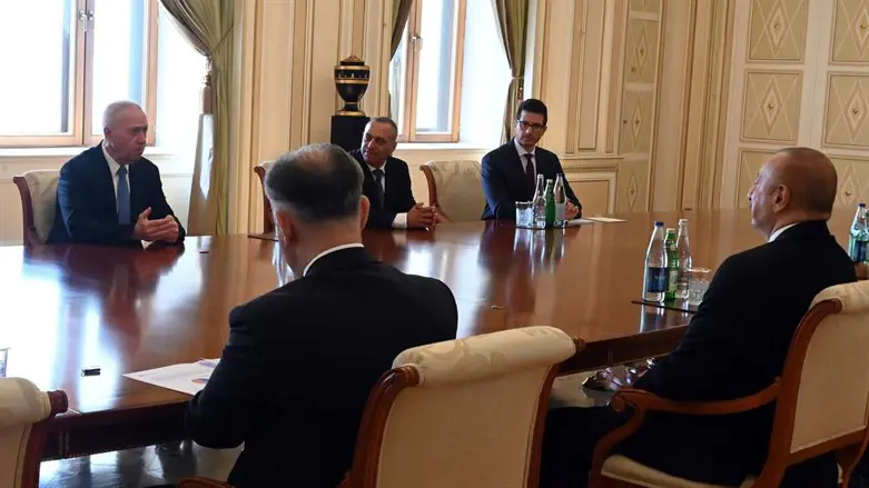 Minister Gallant meeting with President Aliyev