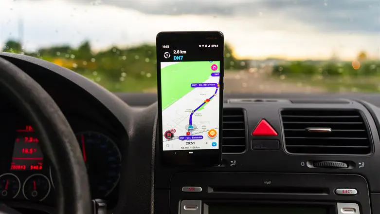 Приложение Waze