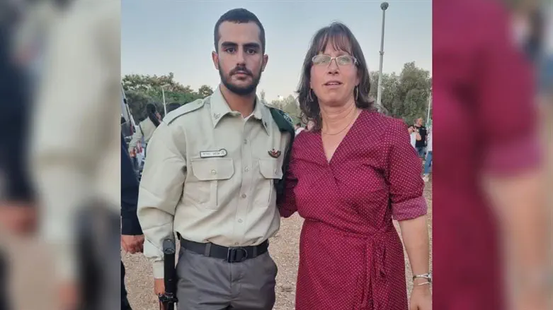 הדס מזרחי ואלמוג מזרחי