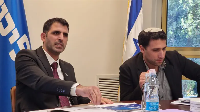 שלמה קרעי בהצגת הרפורמה