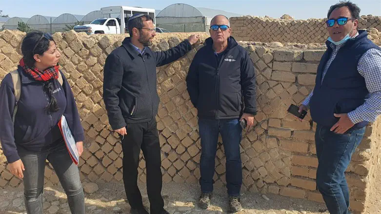 ישראל גנץ בארמונות החשמונאים