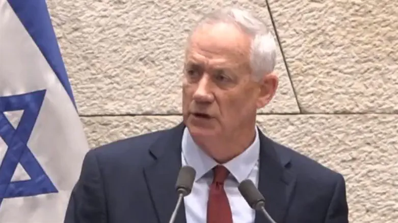 Бени Ганц в Кнессете