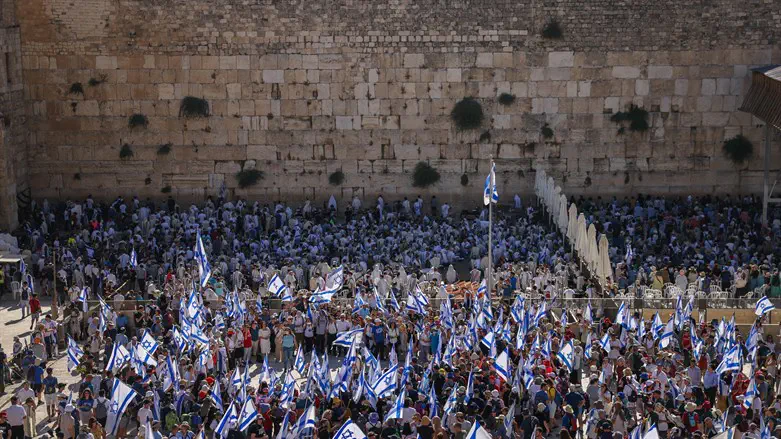 העצרת בכותל, השבוע