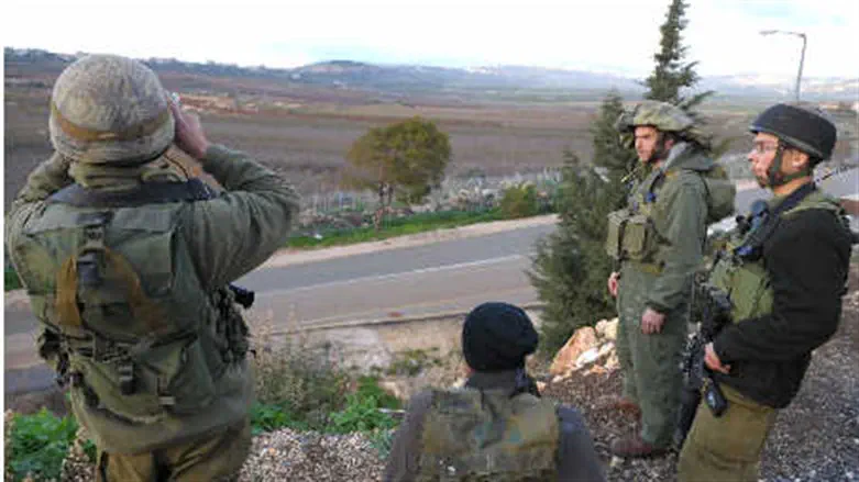 Soldiers at the Israeli - Lebanese border