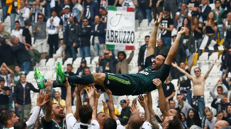 בופון. פורש