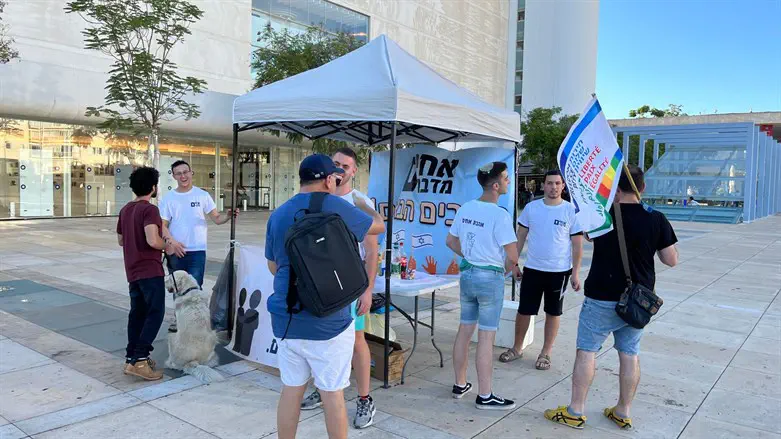 מאהל ההידברות של ישיבת הגולן