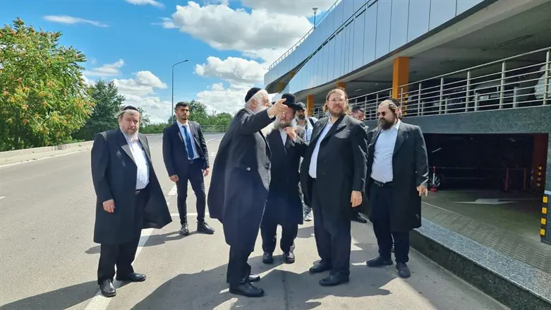 נערכים להגעת החסידים