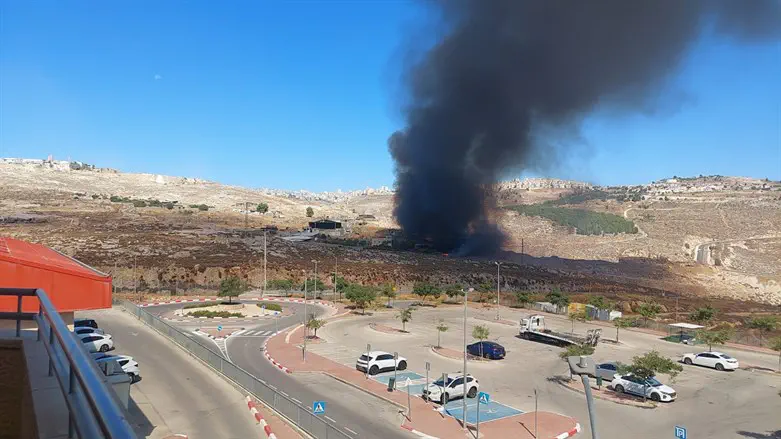 The garbage fire near Sha'ar Binyamin