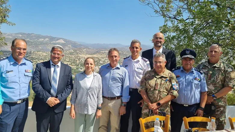 השר בן גביר בביקורו בקפריסין
