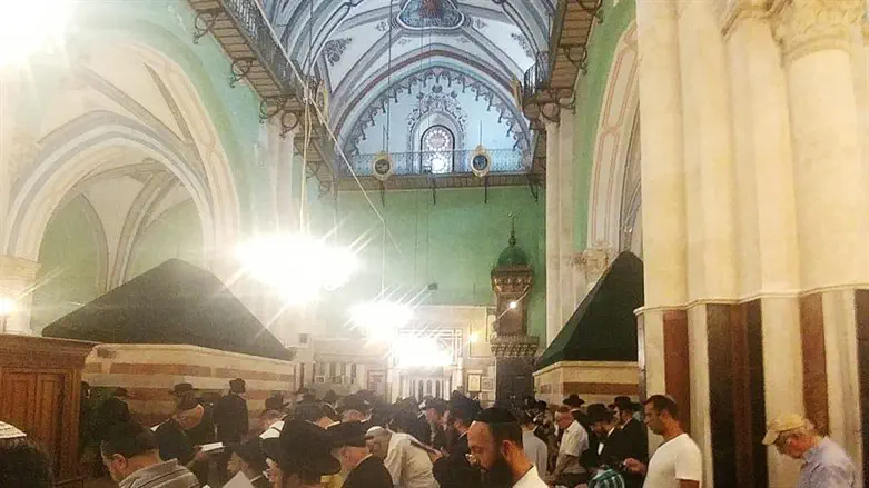 Rosh Chodesh at the Cave of the Patriarchs