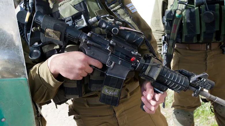 IDF soldiers, Archive
