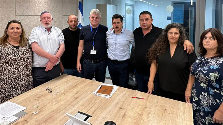 המפגש של חברי הפורום עם השר שיקלי