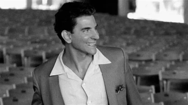 Bradley Cooper with the prosthetic nose