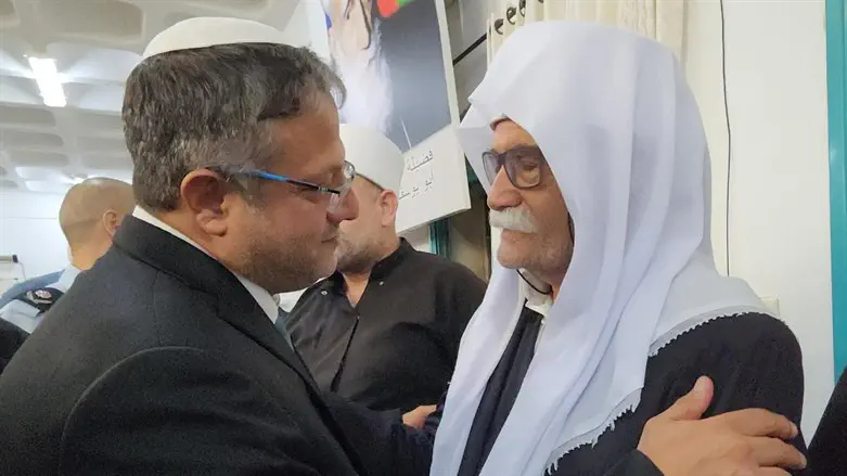 השר בן גביר בבית ג'אן