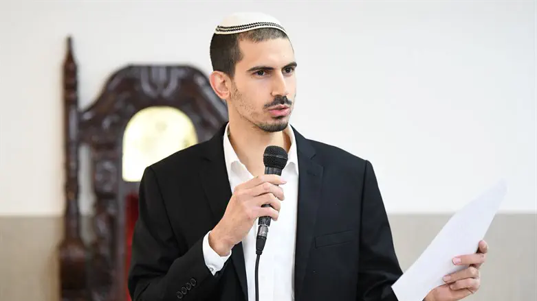עומר חבצלת