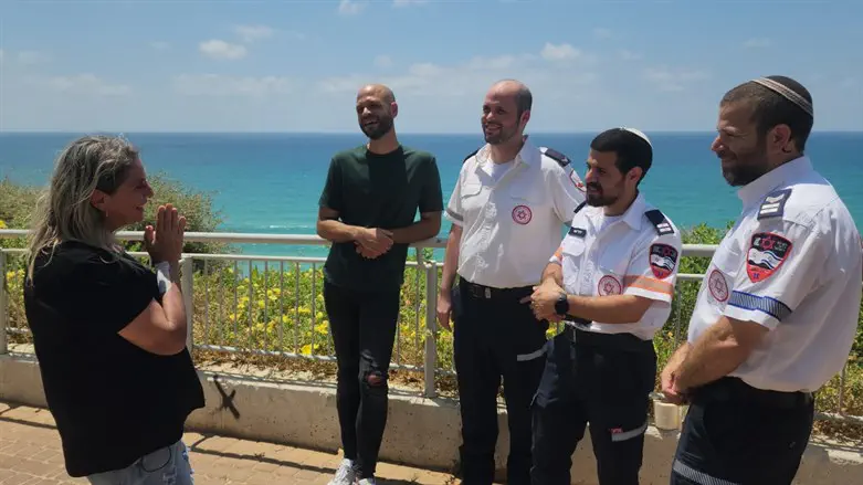 נורית וצוות מד"א