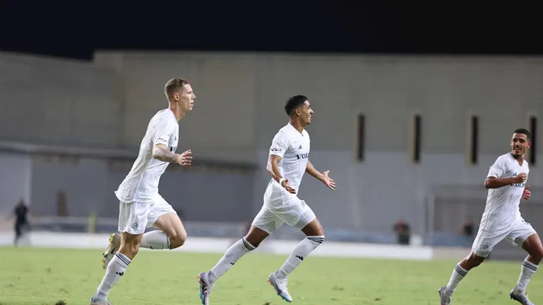 חלאיילי. עשה זאת שוב