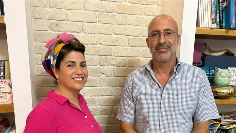 חמדה שמעון-סיגל וקובי אלירז