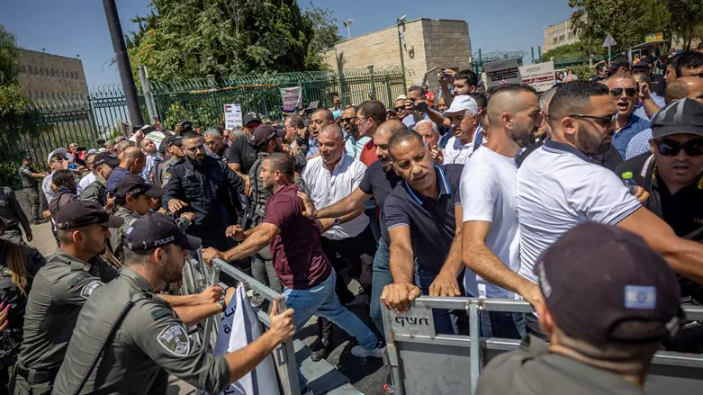 ראשי הרשויות הערביות מפגינים. ארכיון