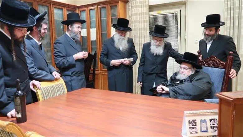 הביקור במעון האדמור