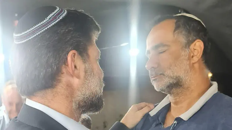 סמוטריץ' אצל משפחת ניגרי