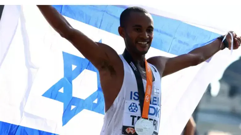 טפרי. עשה היסטוריה באליפות העולם באתלטיקה