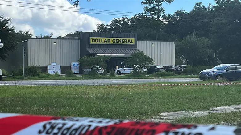 Scene of a shooting attack at a Dollar General store in Jacksonville, Florida
