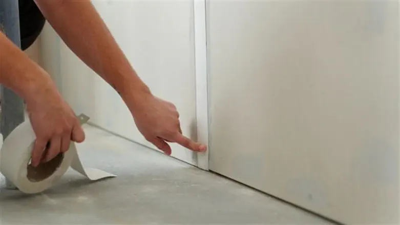Sealing work at home