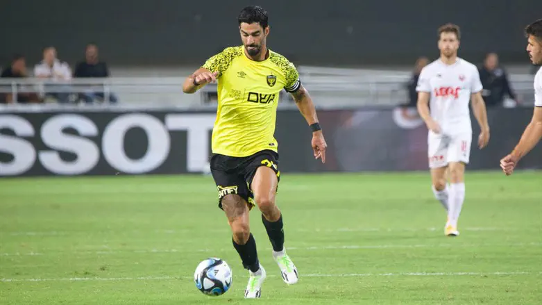 קריאף הערב מול חיפה בבלומפילד