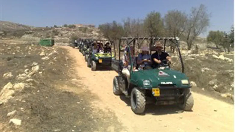 רנג'רים בשילה טרקטורונים