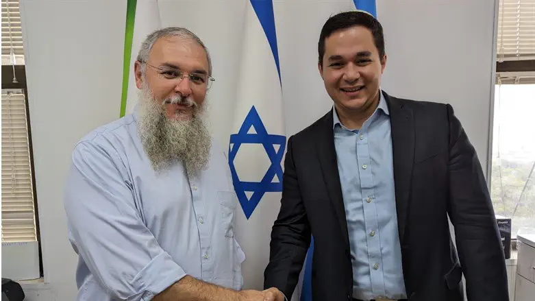 Sholomo Ne'eman with MK Dan Illouz