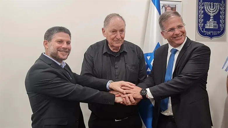 Ministers Kisch and Smorich with Ran Erez