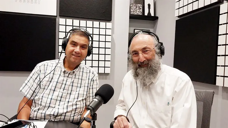 הרב מנחם פרל ודודו סעדה
